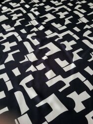4146 VISCOSA STAMPATA BIANCO/NERO 140X110